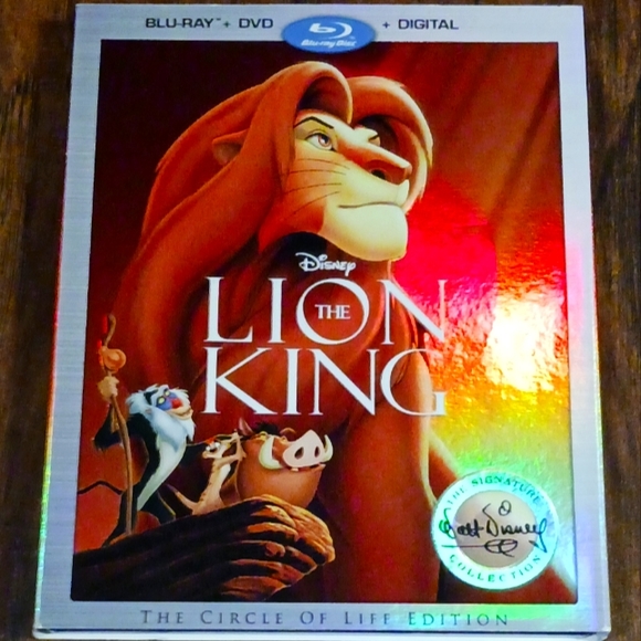 Walt Disney's THE LION KING Signature Series on BLU-RAY + DVD - Picture 1 of 2